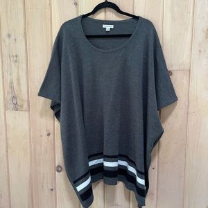 Croft And Barrow L/XL Poncho Gray